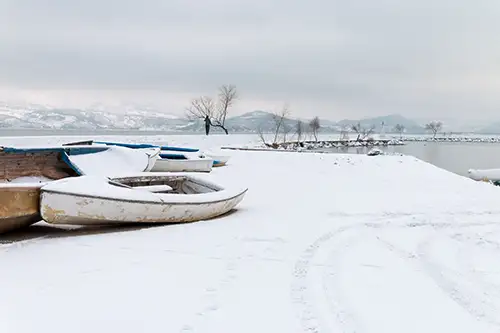 snowy shoreline frozen lakefront & winter boats collection (29)